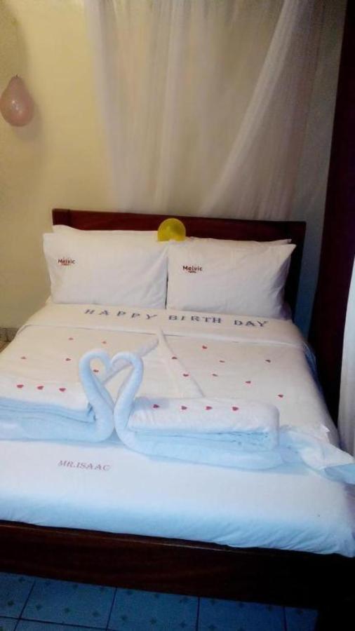 Melvic Hotel Kisumu Esterno foto