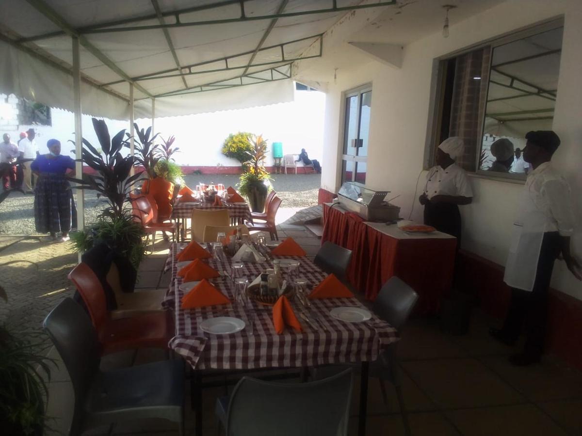 Melvic Hotel Kisumu Esterno foto
