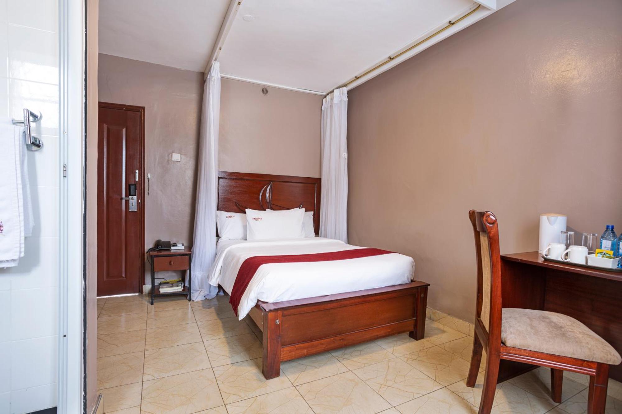Melvic Hotel Kisumu Esterno foto